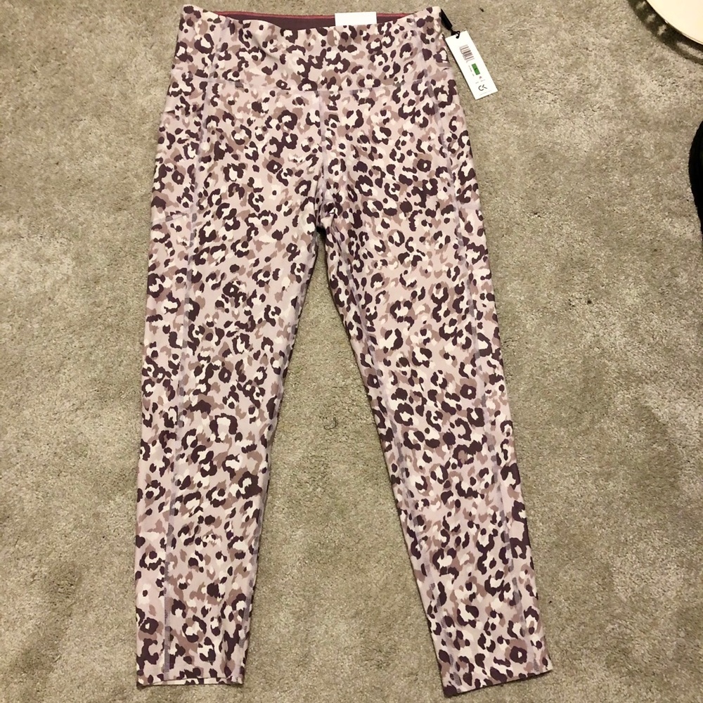 Nwot Ck Leopard Print Performance 7/8 Tights - image 7
